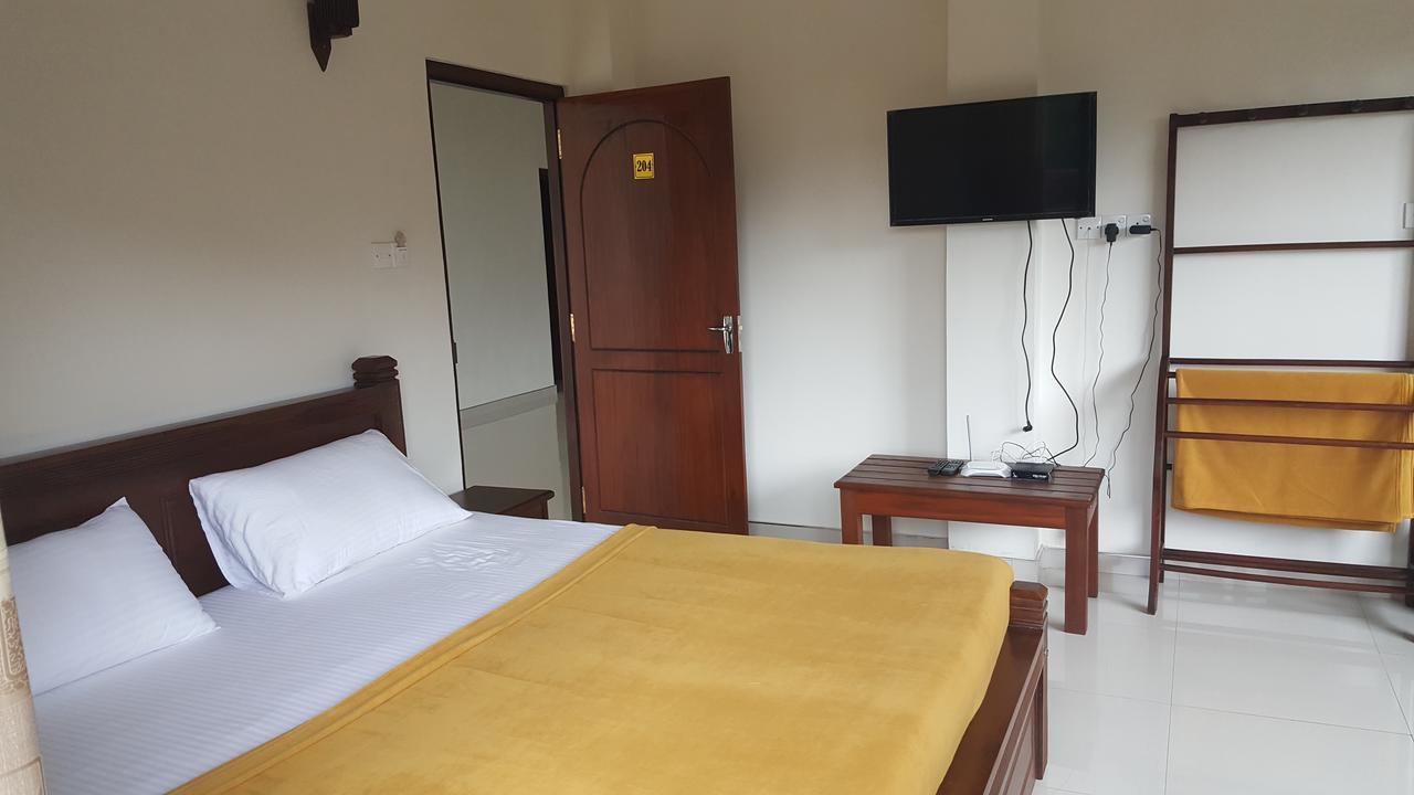 Delhousie Hotel Наллатания Экстерьер фото